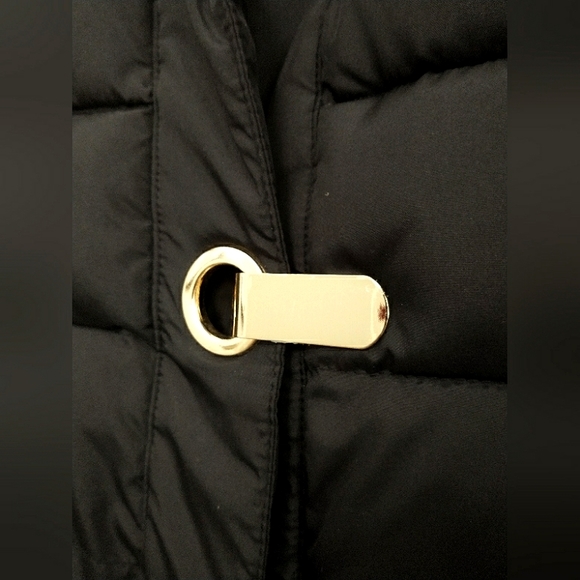 Woman's Charter Club Black Full Zip Puffer Jacket Size Medium - Picture 5 of 11